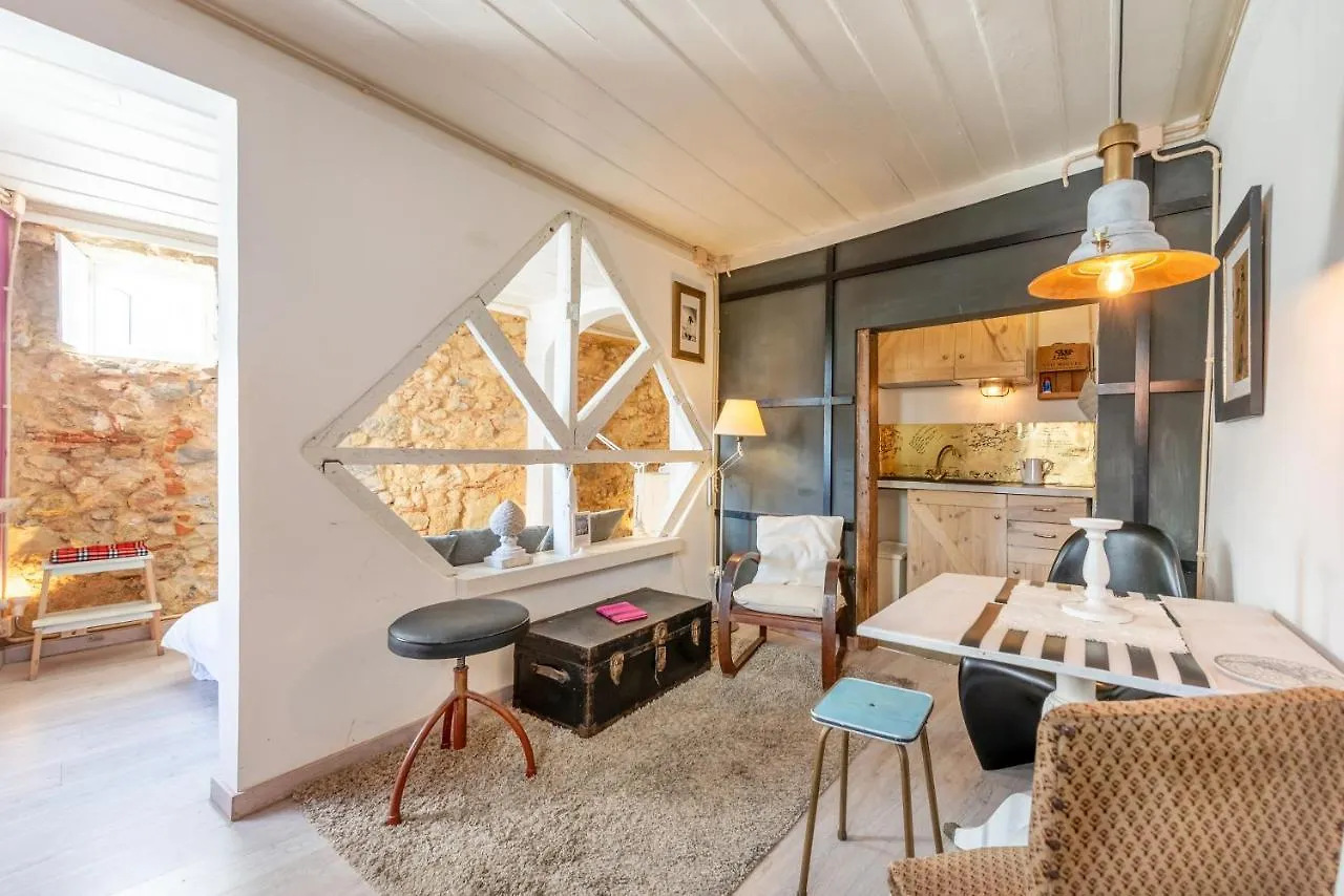 Bright Historical Apartment By Guestready Lisboa